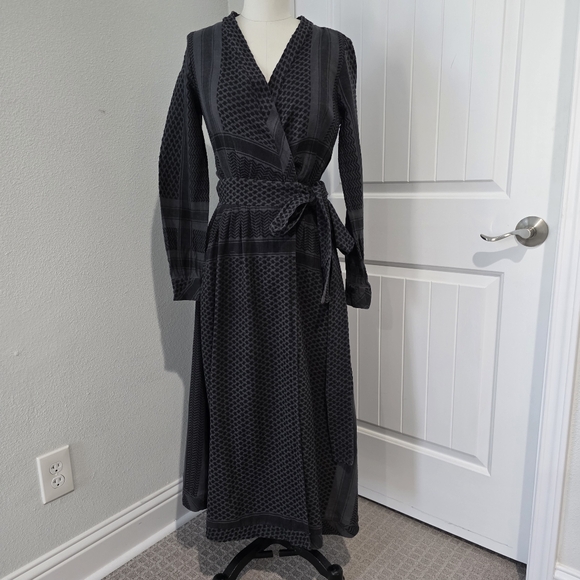 Cecilie Copenhagen Keffiyeh Long Sleeve Midi Cotton‎ Wrap Dress - Picture 1 of 4